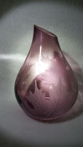 Vase (violett) mit Motiv Ahornblättern